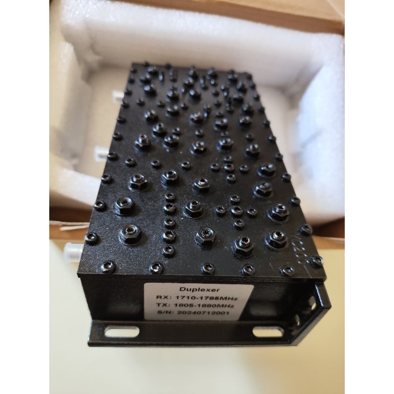 duplexador para RX TX 1710-1785MHz  1805-1880MHz