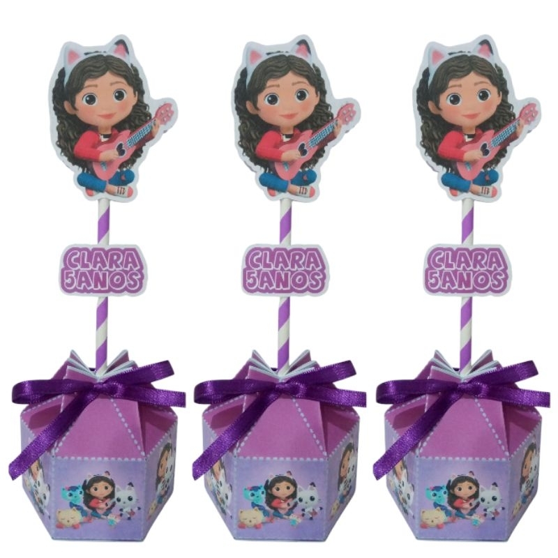 Centro de mesa personalizado, lembrancinha, Casa M Gaby em Oferta na Shopee