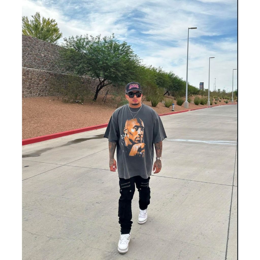 Camiseta outfit Oversized streetwear  Estilo rap, streetwear, e atitude. Vista o legado do TRAP BR11