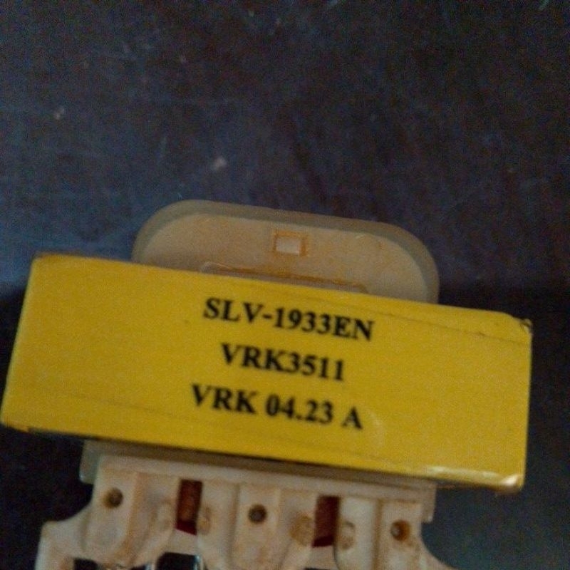 transformador de baixa tensão placa micro-ondas Electrolux ME27S (SLV-1933EN  VRK3511 VRK 04.23 A) 220V