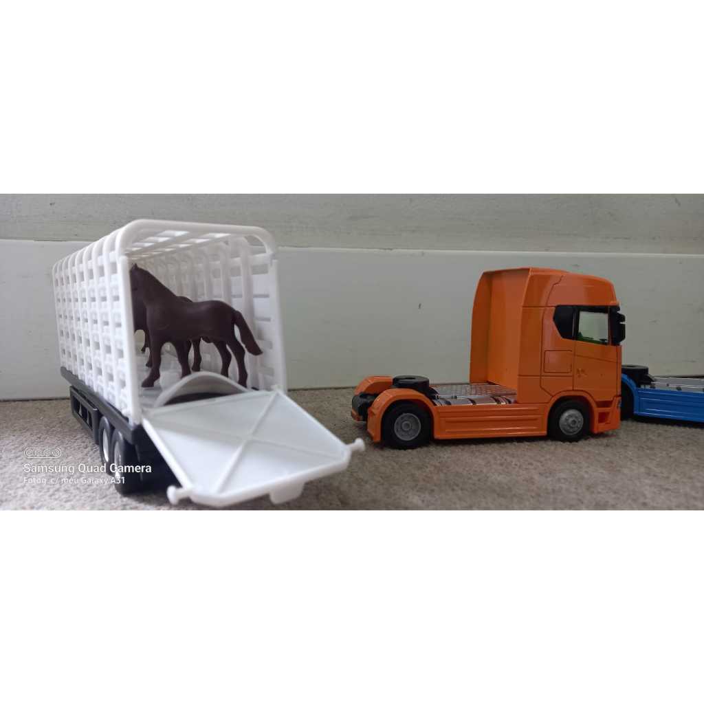 Scania Transporte de animais - Boiadeira - Transporte de Cavalos - Miniatura