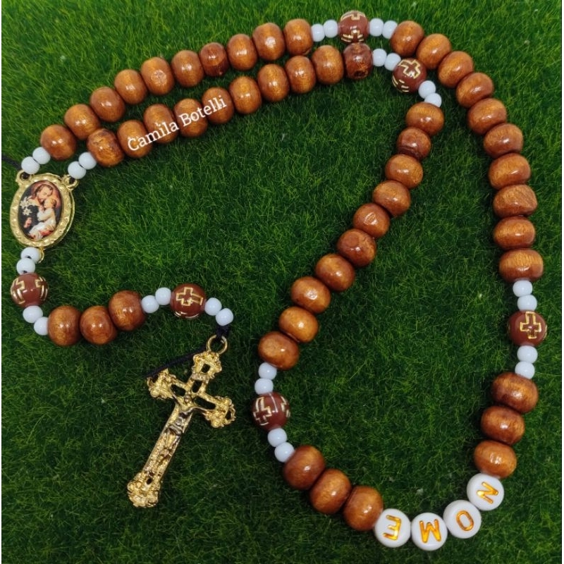 terço personalizado - várias opções de santos em Oferta na Shopee