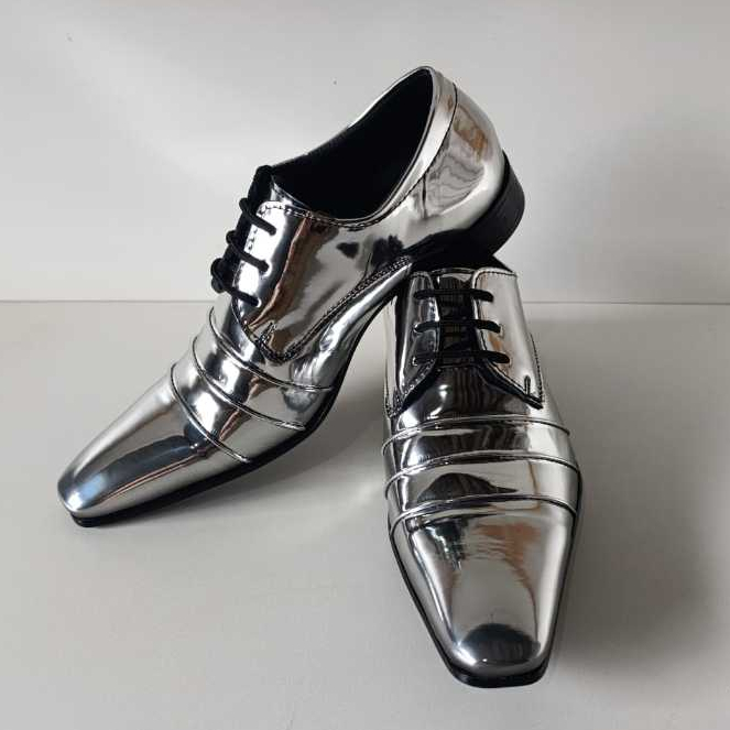 Sapato Social Amarrar Prateado em Oferta na Shopee