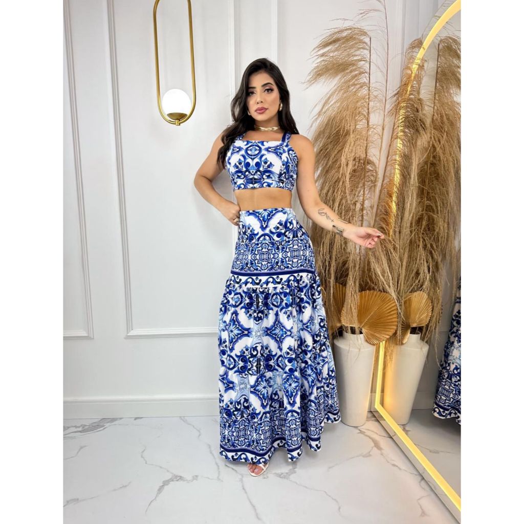Conjunto Feminino Cropped De Alça E Saia Longa Estampa Floral