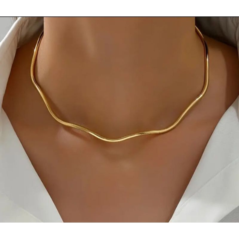 Choker Aro ondulado ajustável Prata e Dourado em Oferta na Shopee