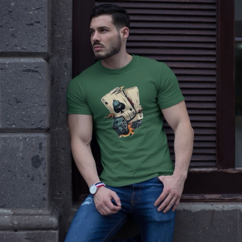 Camiseta Premium 100% algodão Tendencia Carta baralho dado gola redonda moda roxa
