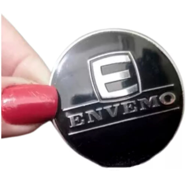 Emblema Em Metal Envemo 56 Mm Alta Qualidade