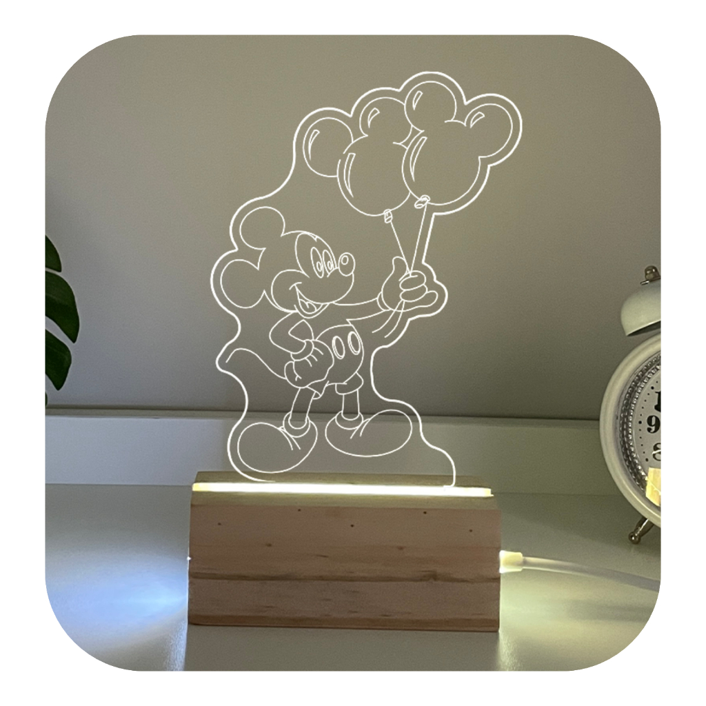 Luminária Abajur de Mesa Mickey Mouse Acrílico Em Madeira 3D Led