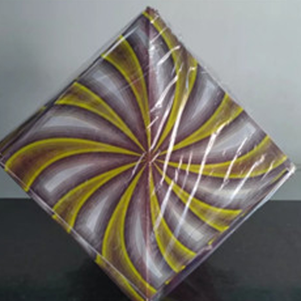 Kit Pipa Peixinho C/ Rabiola + Lata C/ 100jds De Linha