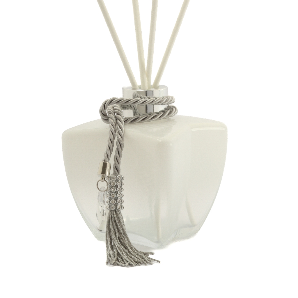 01 Frasco de Vidro Estrela Degrade Branco 280ml Super Luxo P/ Aromatizador Difusor de + Varetas e Enfeite em Oferta na Shopee