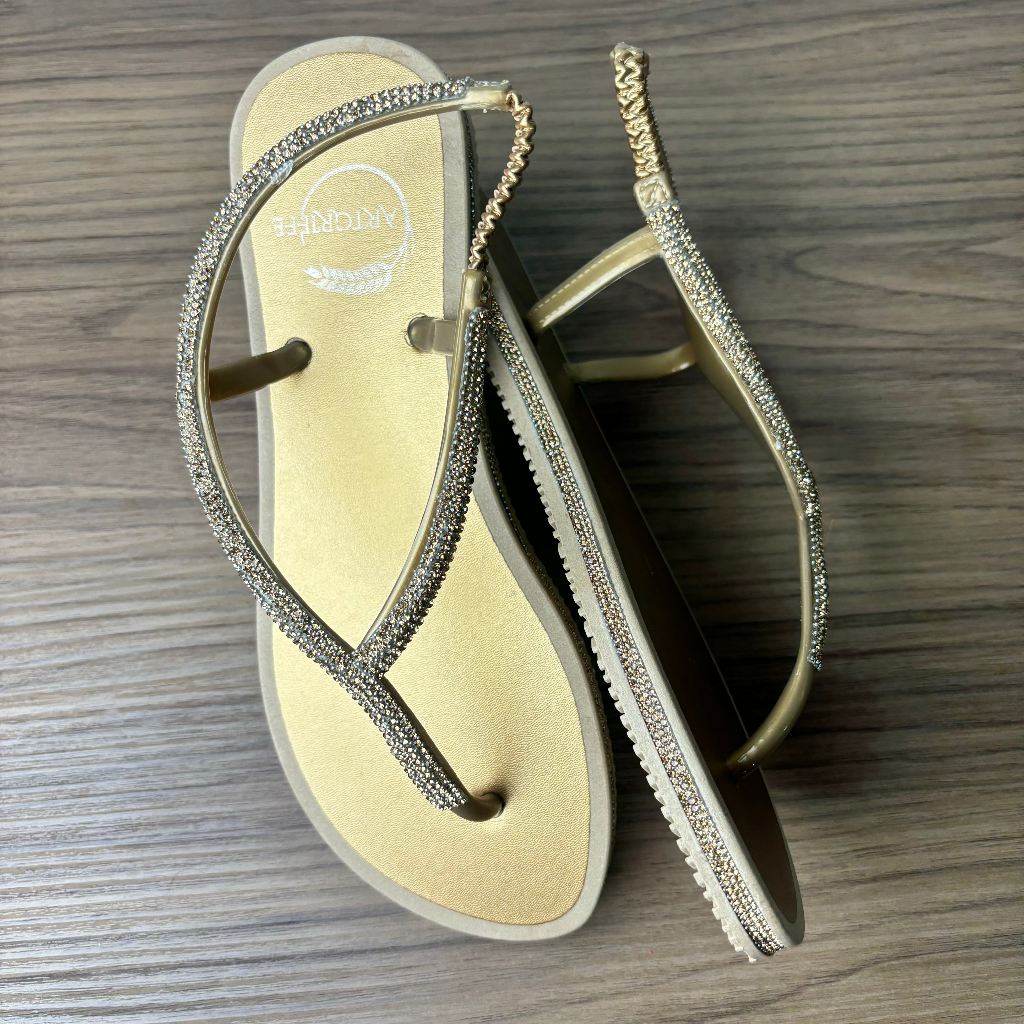 Sandália Rasteirinha Bico Redondo Strass Luxo Promoção Moda Verão Art Griffe Reveillon Natal