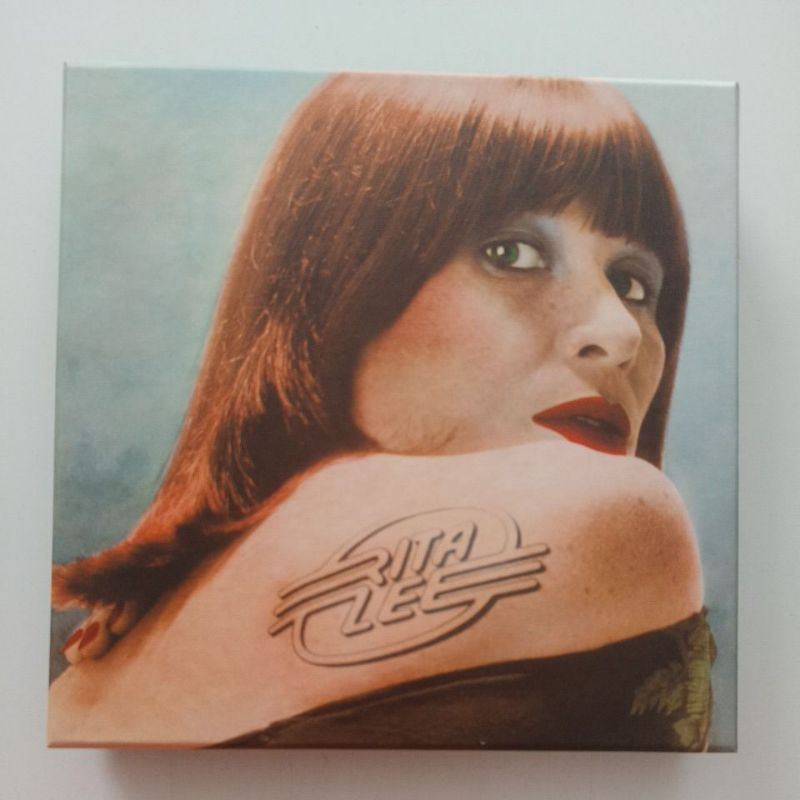 CX FAN BOX RITA LEE/1 CADERNO/1 CAIXA (OBS SEM CD)