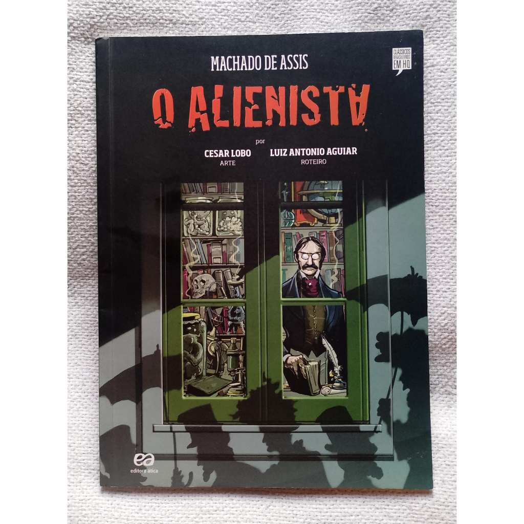 Livro O Alienista em Quadrinhos - Machado de Assis Usado