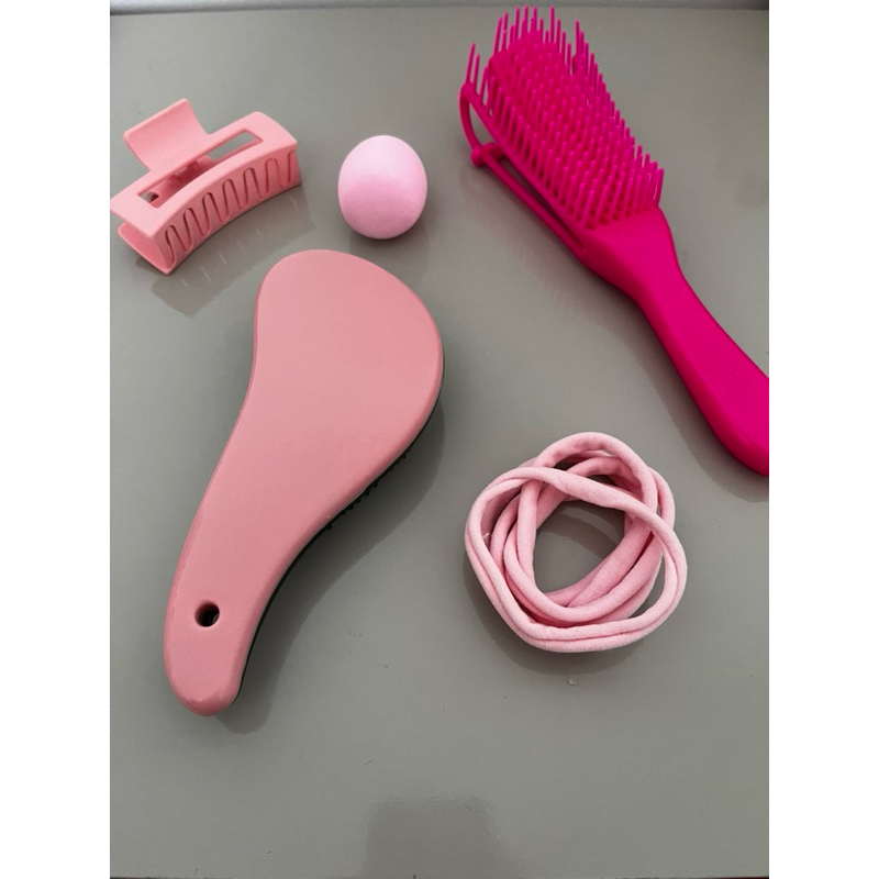 Kit escova polvo + escova magica + esponja gota + presilha + xuxinhas