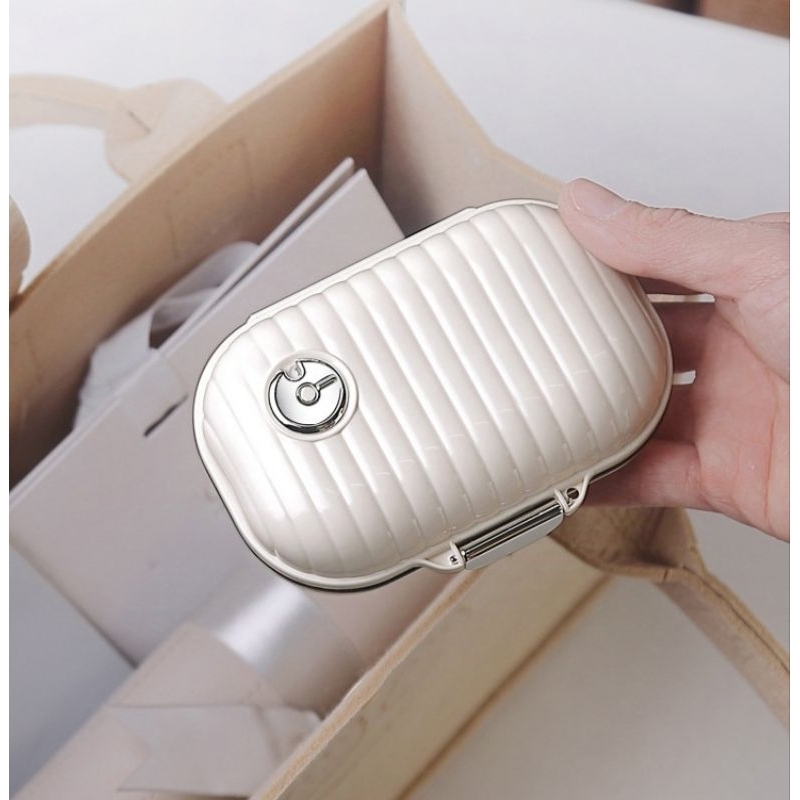 mini caixa portátil organizadora de remédios