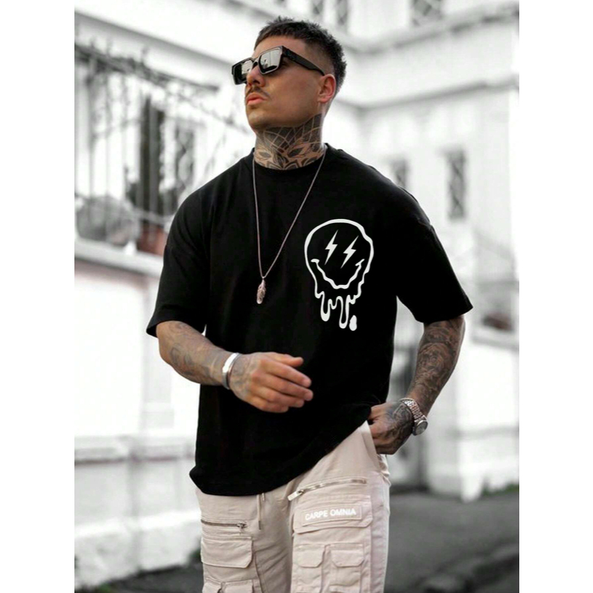 Camiseta T-shirt Smile Derretido Estampada Emoji Blusa Caimento no Ombro Camisa P ao G2