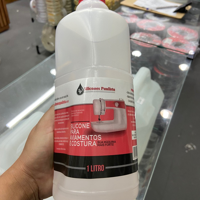 SILICONE PAULISTA PARA MÁQUINA DE COSTURA 1 LITRO