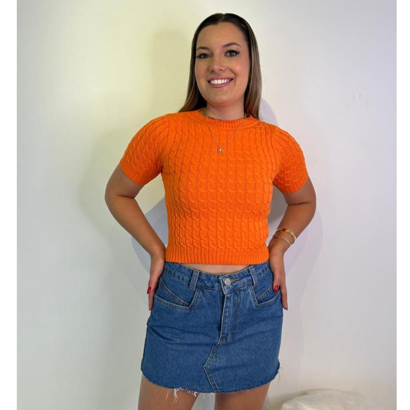 Blusa Tricot Manga Curta Feminina Modal Alto Relevo Trançada Gola Baixa Verão