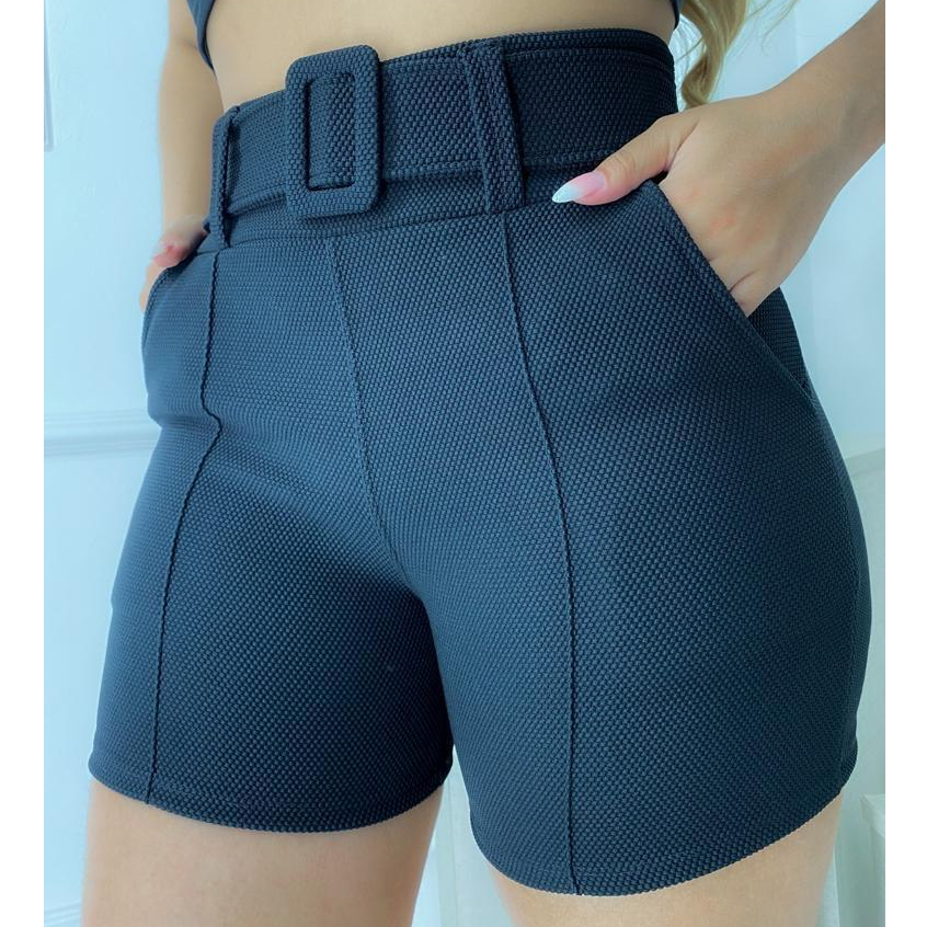 Shorts Feminino Com Cinto Fixo e Bolso em tecido Pop