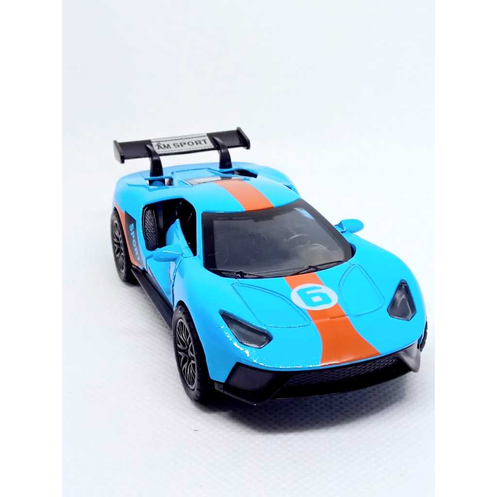 Miniatura  McLaren  GT 1:36 metal Diecast colecionável