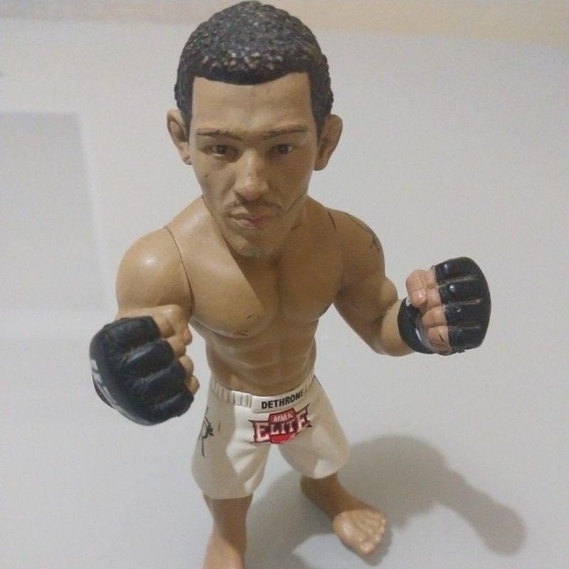 boneco josé aldo lutador UfC 2007