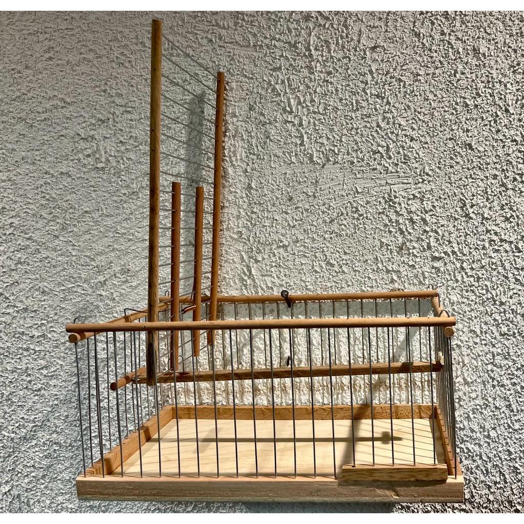 Transporte Pequeno Em Madeira Malha Fina Para Coleiro em Oferta na Shopee