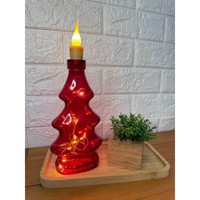 Garrafa decorativa de vidro em formato de árvore de Natal 250ml acompanha fio de fada com rolha vela