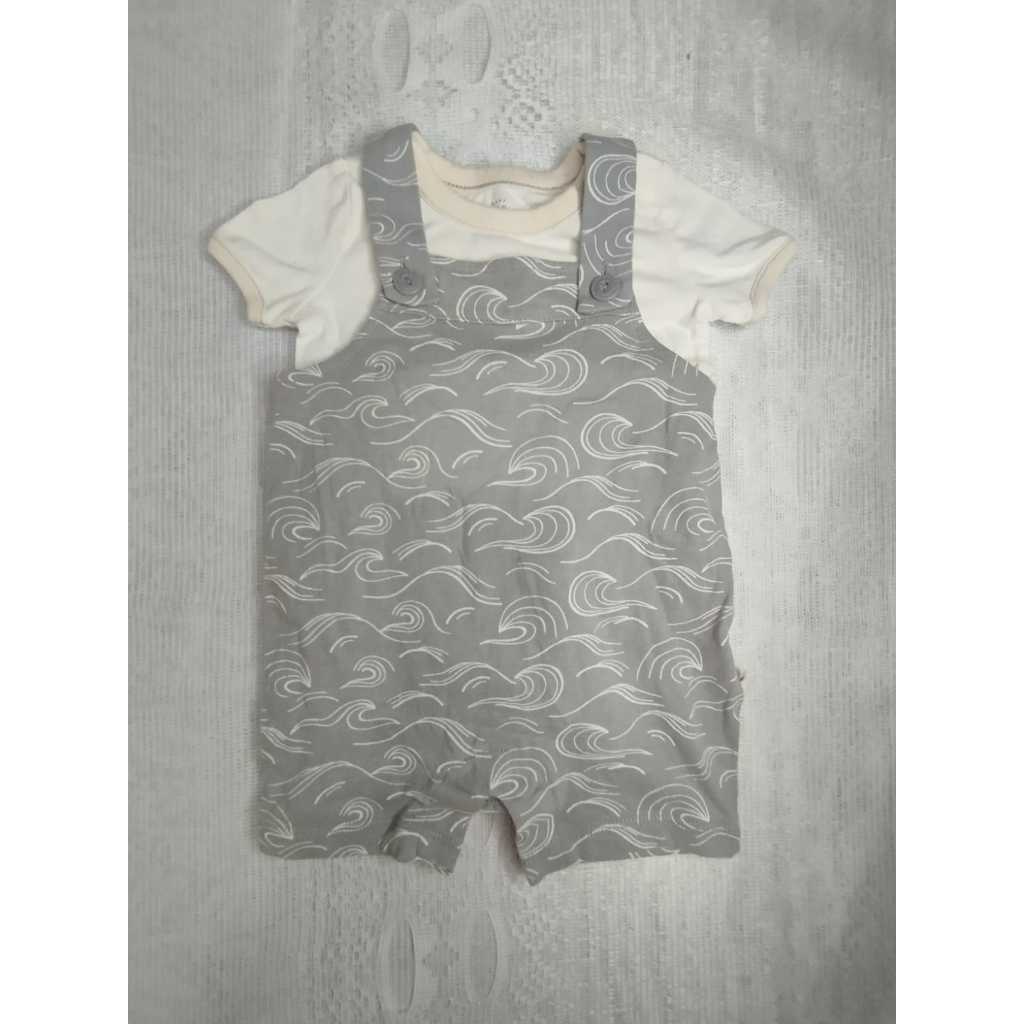 Jardineira e Camiseta GAP - 0-3m Impecável!