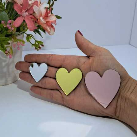 Kit 15 Corações (3cm, 4cm ou 5cm) em acrílico espelhado em Oferta na Shopee