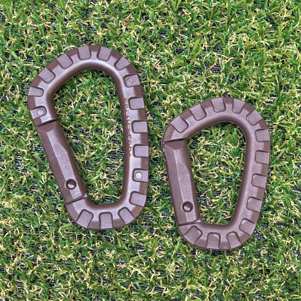 Kit 2 Mosquetão Tático em Polímero – Marrom