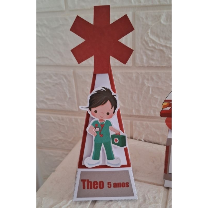 Lembrancinha Ambulância caixa Piramide  kit festa infantil ambulância caixinhas aniversário bombeiros personalizados