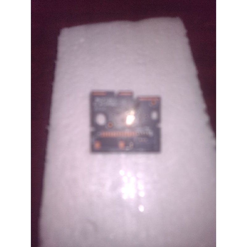 Botão de ligar e Sensor remoto AOC 43S5135
