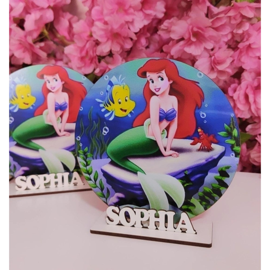 Lembrancinha Centro de mesa Princesa Sereia Ariel Personalizado com nome para aniversário em MDF adesivado