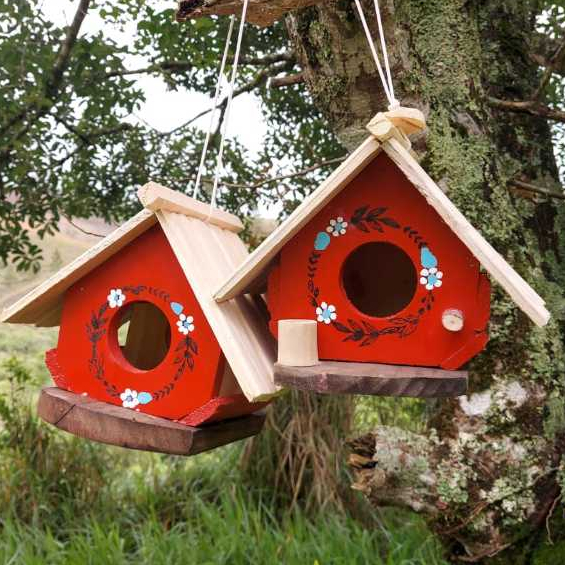 Kit Casinha e Comedouro para Passarinho Formato Figo feitos de Madeira - Jardinagem - Decoração casa