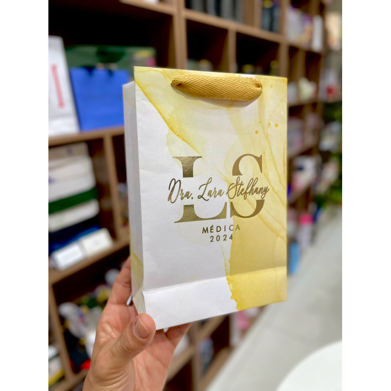 Kit com 20 Sacolas de Papel com Logo Metalizada (Hotstamping) nos Dois Lados em Oferta na Shopee