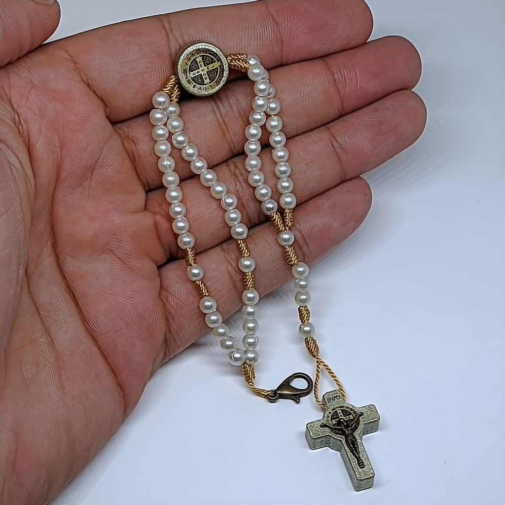 Terço De Pulso Original São Bento Pérola Pulseira Qualidade Religiosa em Oferta na Shopee