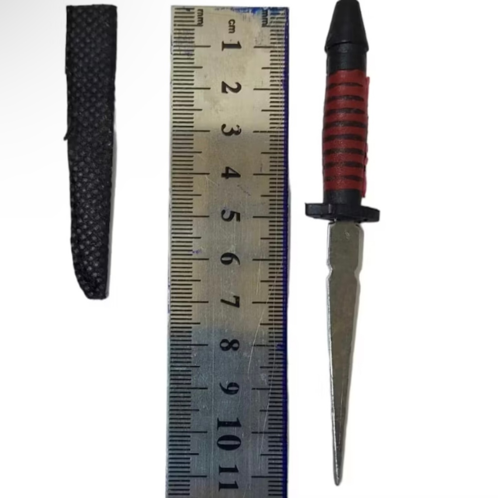 Kit 3 Punhal Preto e Vermelho de 11cm para Ritual, Assentamento, Oferenda de Exu e Pomba Gira. Material Ferro e Borrach