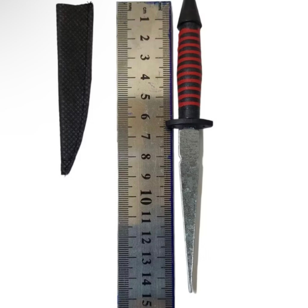 Kit 7 Punhal Preto e Vermelho de 15cm para Ritual, Assentamento, Oferenda de Exu e Pomba Gira. Material Ferro e Borracha