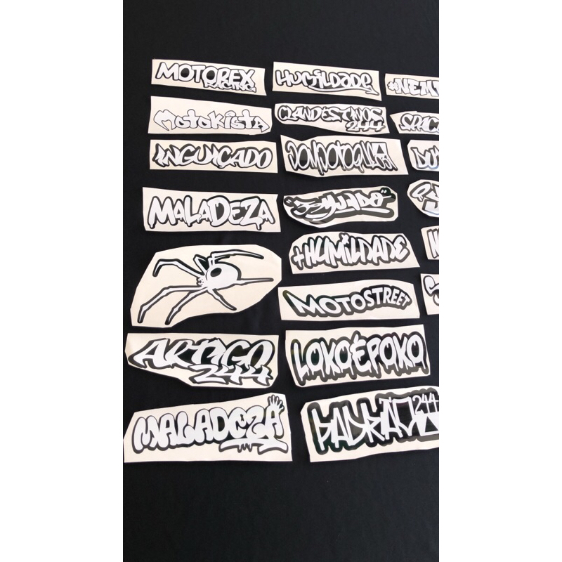 Capacete San Marino com Adesivos: Onde Comprar | BuscaProdutos