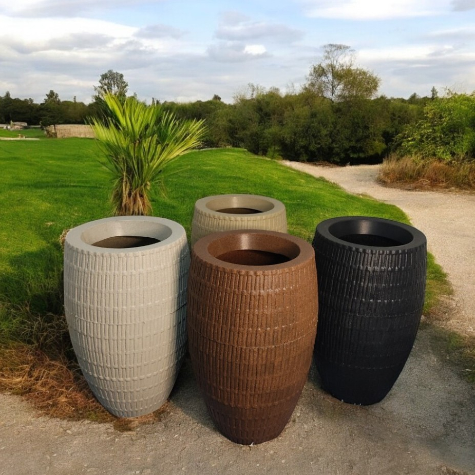 Vaso Oval de Polietileno 43cm | Resistente ao Sol e Chuva | Uso Interno e Externo