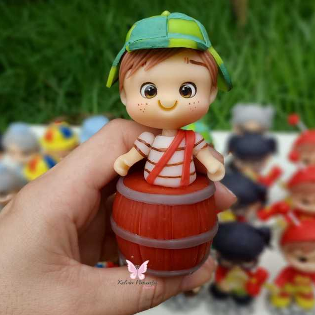 lembrancinha chaves em biscuit, aplique chaves em biscuit, festa chaves, personalizado chaves