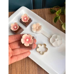 Mini kit frisador e cortador flor fantasia