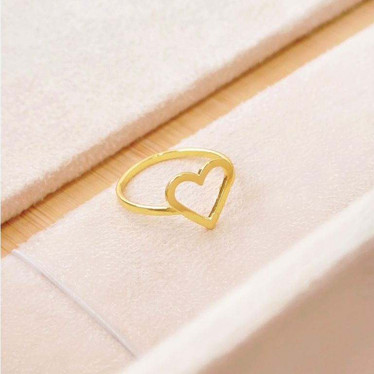 Anel Coração Vazado Folheado a Ouro 18K - Hipoalergênico