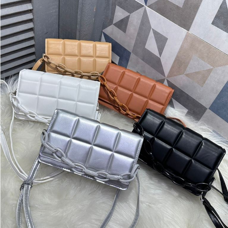bolsa feminina transversal  crossbody passeio couro sintético “quadrados”(1166) em Oferta na Shopee