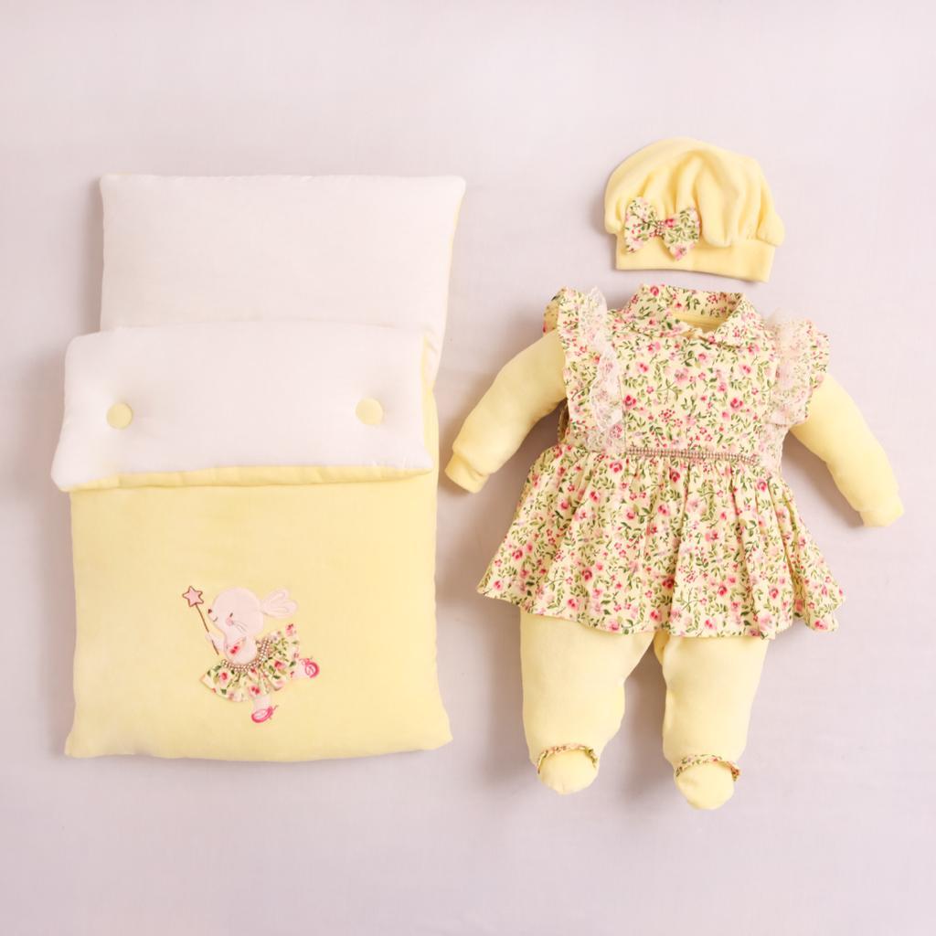 Saída de Maternidade Menina Macacão Plush Amarelo Floral com Saco de Dormir