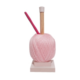 Suporte Porta Novelo E Linha De Tricô E Crochê  Em Madeira em Oferta na Shopee