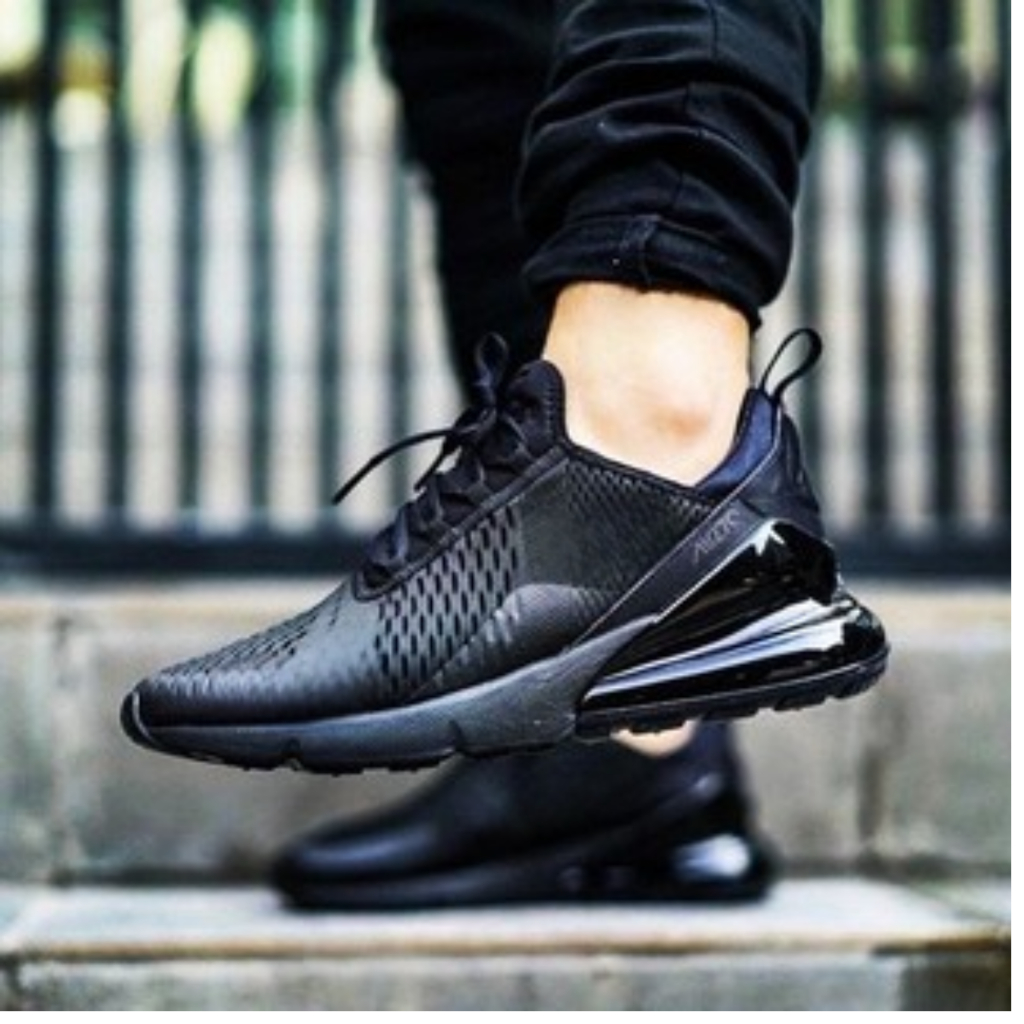 Nike popular Air Max 270 Shoes