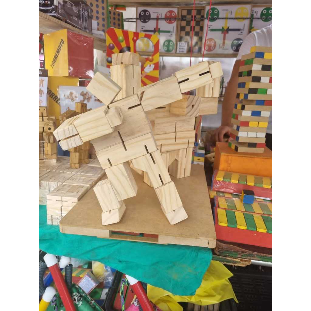 ROBÔ CUBO ARTICULADO EM MADEIRA PINUS TAMANHO PEQUENO (FABRICAÇÃO PRÓPRIA)