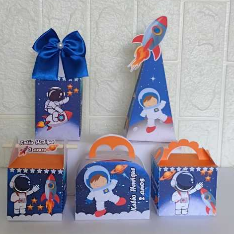 KIT CAIXAS ASTRONAUTA PERSONALIZADAS | LEMBRANCINHAS |FESTAS | ANIVERSARIO | CAIXAS PERSONALIZADAS