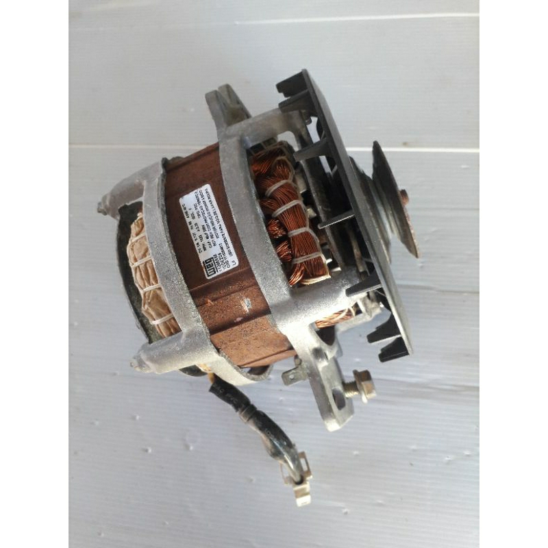 Motor da lavadora Brastemp cônsul polia 1/4 1625rpm V 110v usado excelente